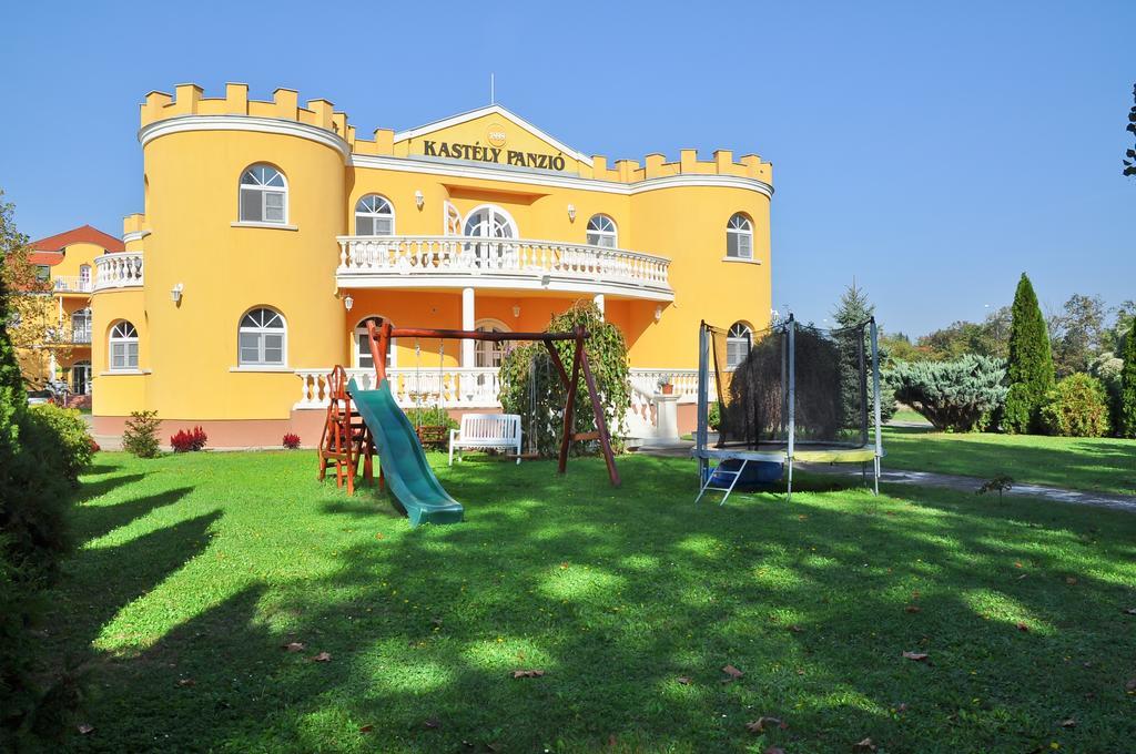 Kastely Panzio Hotel Hajduszoboszlo Exterior photo